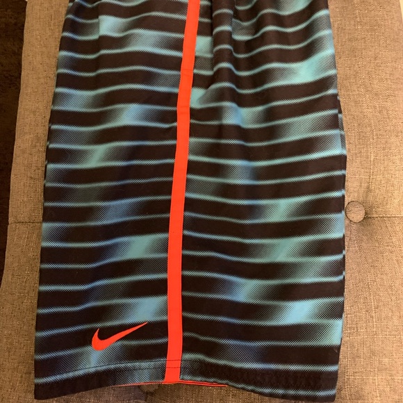 Nike Youth Swim Trunks - Picture 2 of 3